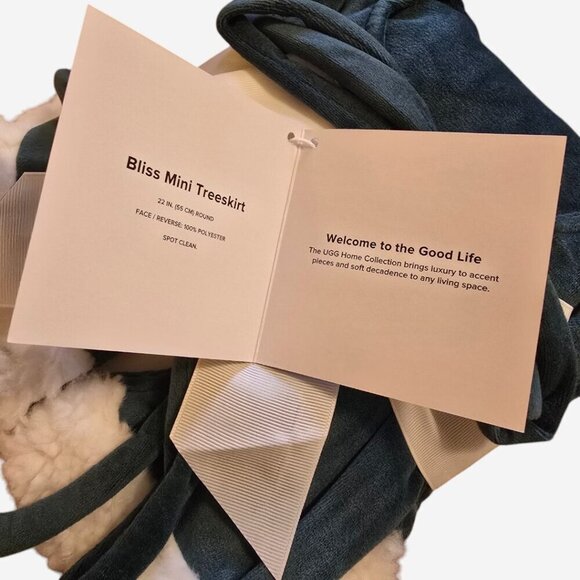 UGG Bliss Mini Tree Skirt Dark Green 22 Inch Round New - Picture 4 of 6